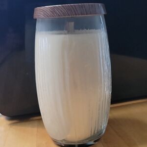 Yankee Candle Light Brown Wooden Accent Candle Holder